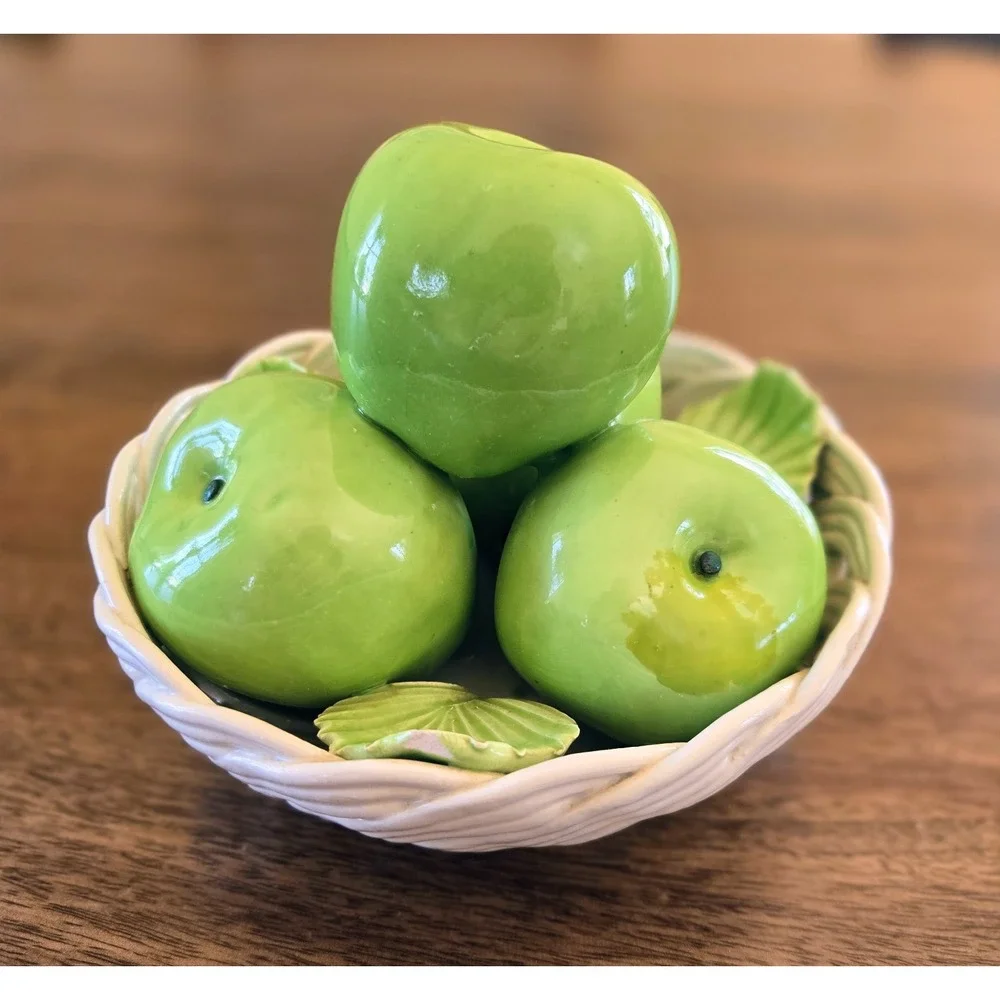 Vintage (1970s) Ceramic Majolica Green Apple White Lattice Basket Made In Italy